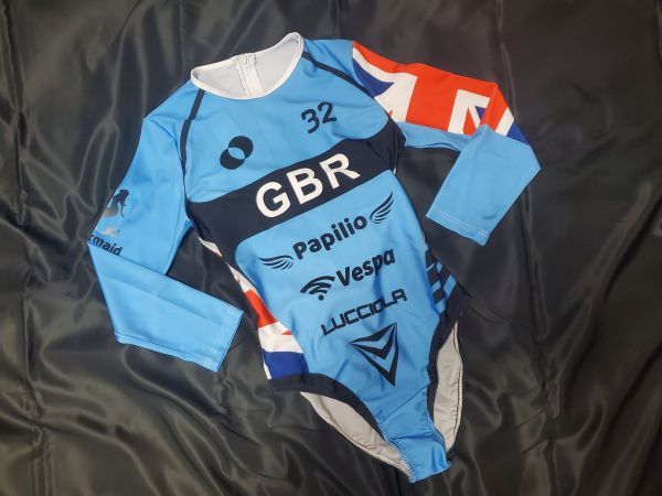 リアライズ realise 競泳水着 長袖 レオタード ハイレグ パルフェット