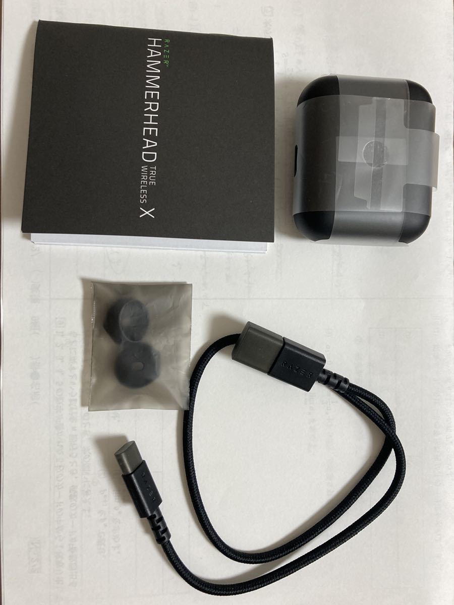 【美品】レイザー　RAZER ワイヤレスイヤホン Razer レイザー Hammerhead V3 ゲーミングイヤホン