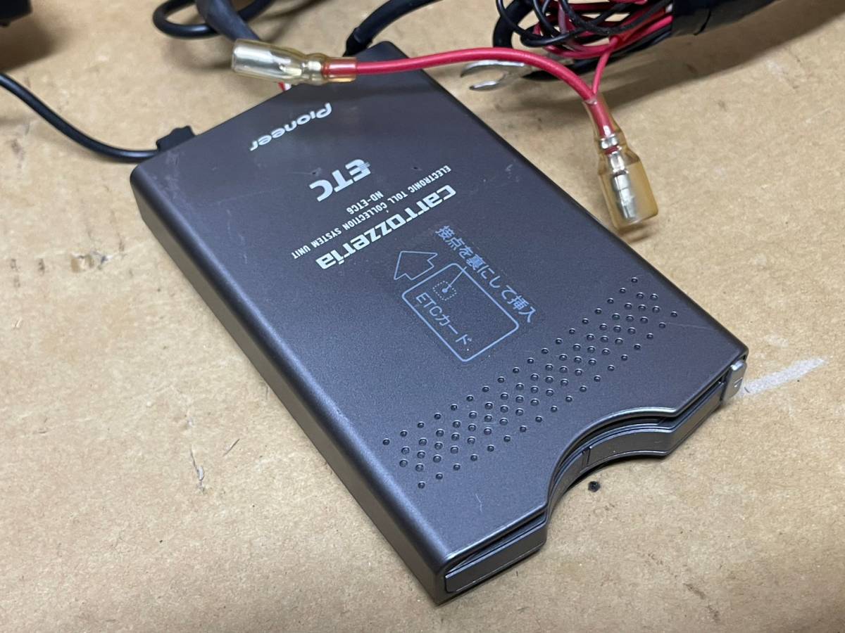 AVIC-ZH0999 サイバーナビ フルセグ Bluetooth DVD USB x2 HDMI 