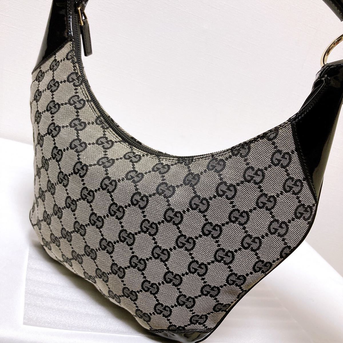 極美品】 GUCCI グッチ ワンショルダーバッグ GG キャンバス パテント 
