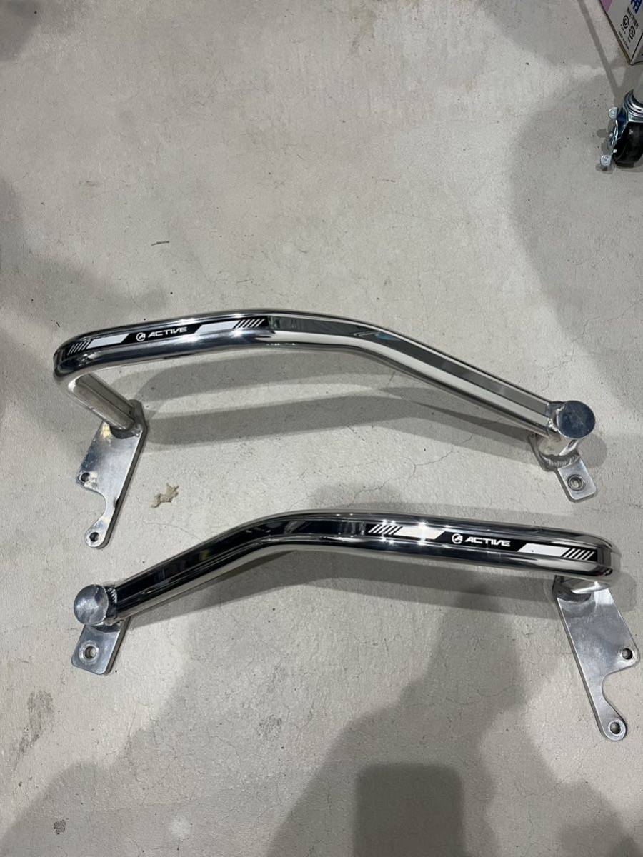 ゼファー1100 アクティブ　サブフレーム