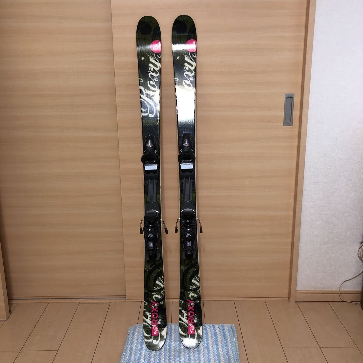ROXY スキー板. 長さ:137cm