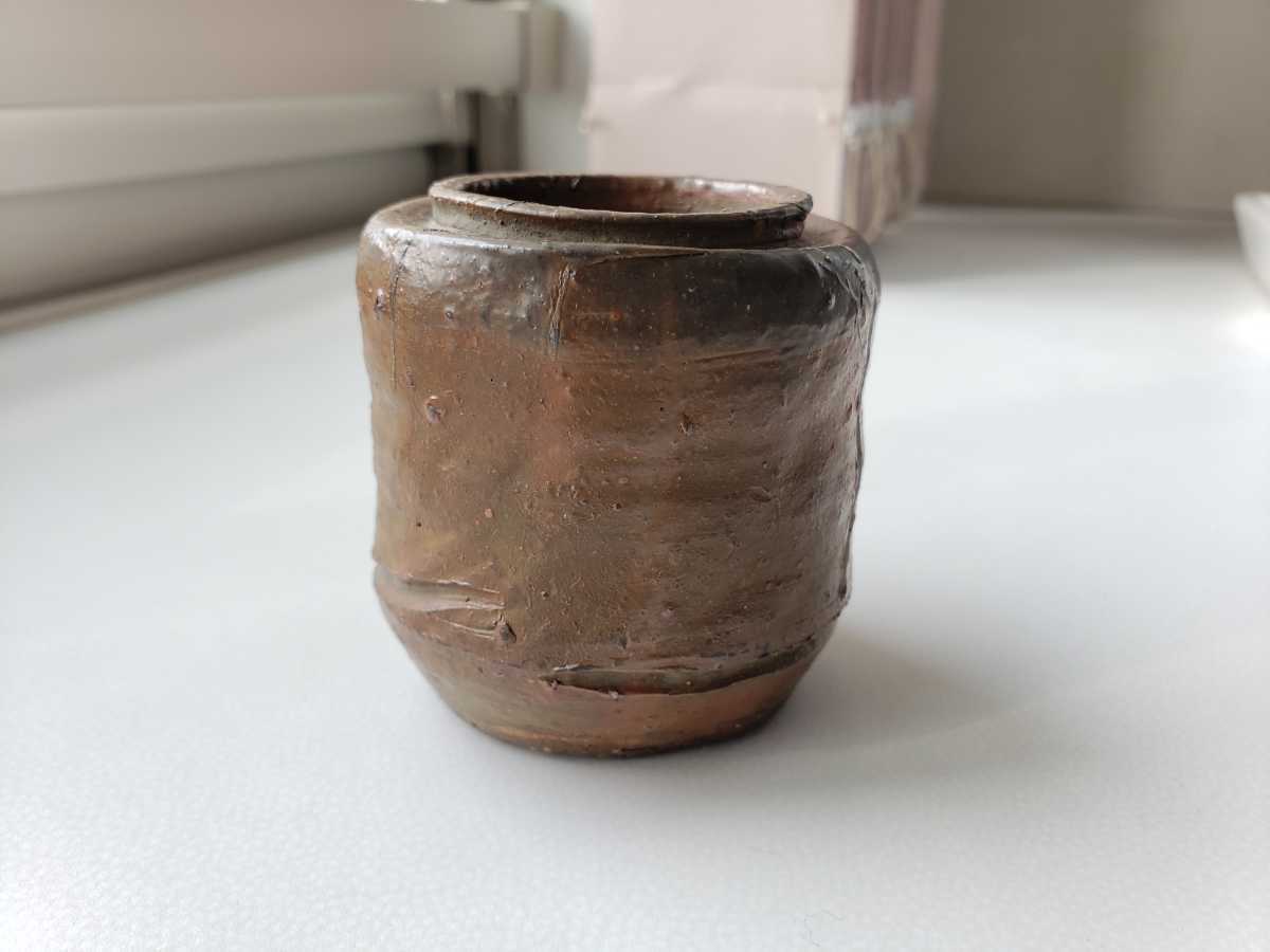 【10月18日まで】原田拾六　備前焼　一輪挿し 花器 緋襷　共箱、共布、陶歴 10月18日まで原田拾六 備前焼 一輪挿し 花器 緋襷 共箱、共布、