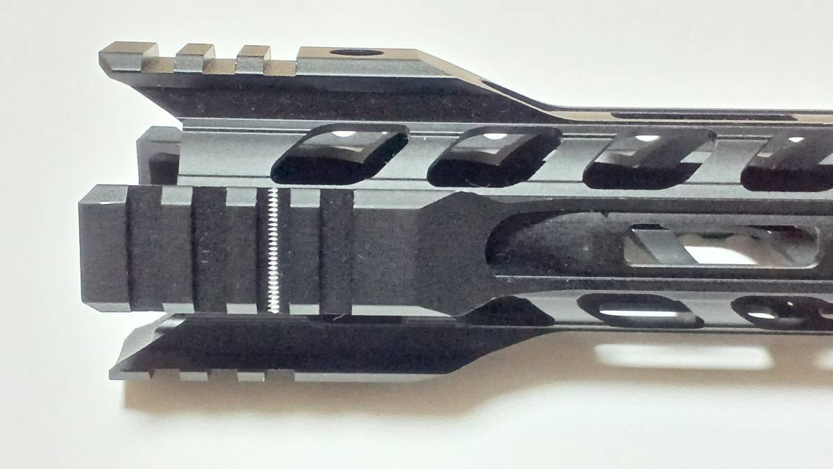 Fortis Night Rail 14インチ M4 ハンドガード M-LOK RWA Rail Night