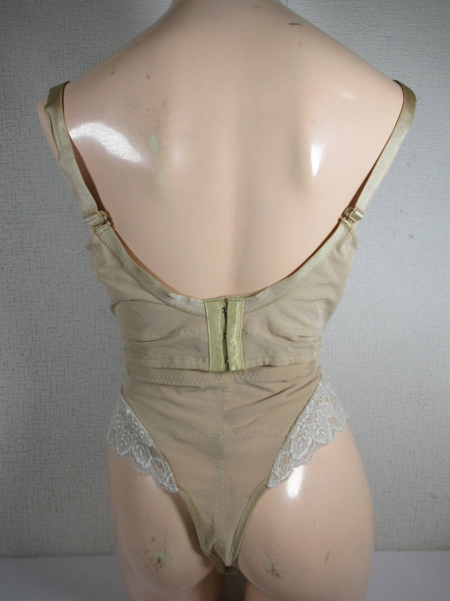 2951　190　LA-LA ボディスーツ Ｆ８０Ｌ Ｔバック