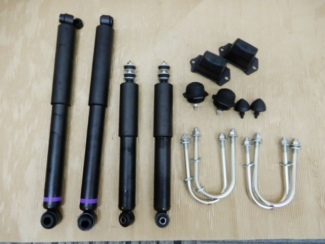 値下げ！6型 200系 ハイエース S-GL 純正 ショック 足回り セット 新車外し！