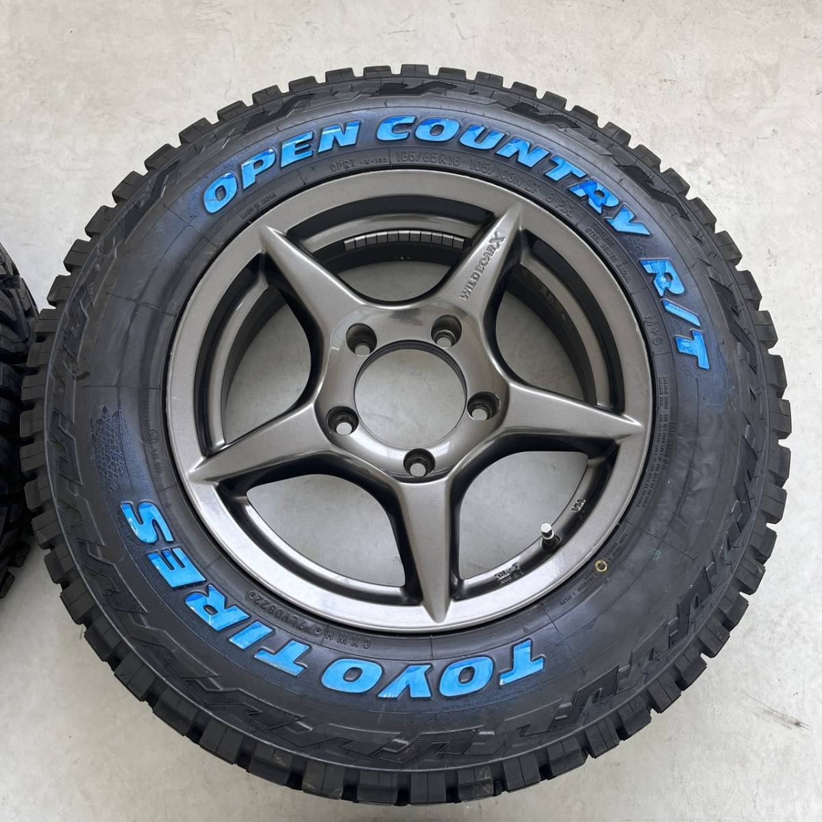 TOYO OPEN COUNTRY RT アピオワイルドボアジムニー