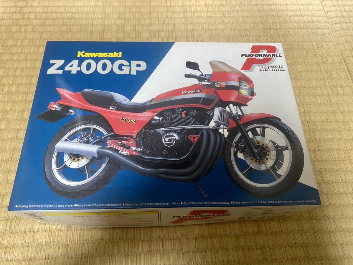 ローソンレプリカはなぜ凄い!? GPz900Rの 水冷ネイキッドで腕自慢