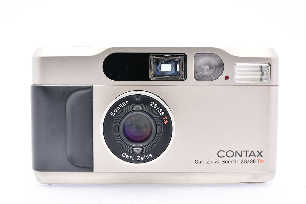 CONTAX T2 チタンシルバー / Carl Zeiss Sonnar 38mm F2.8 T