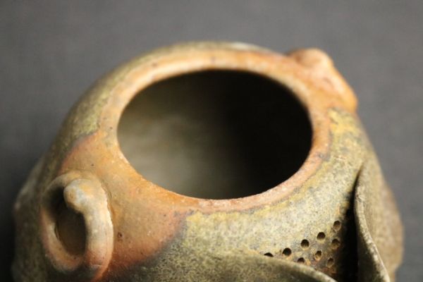 備前焼 宝瓶急須◇箱に「平川正二 手造」/本体に陶印有（不明）/時代 
