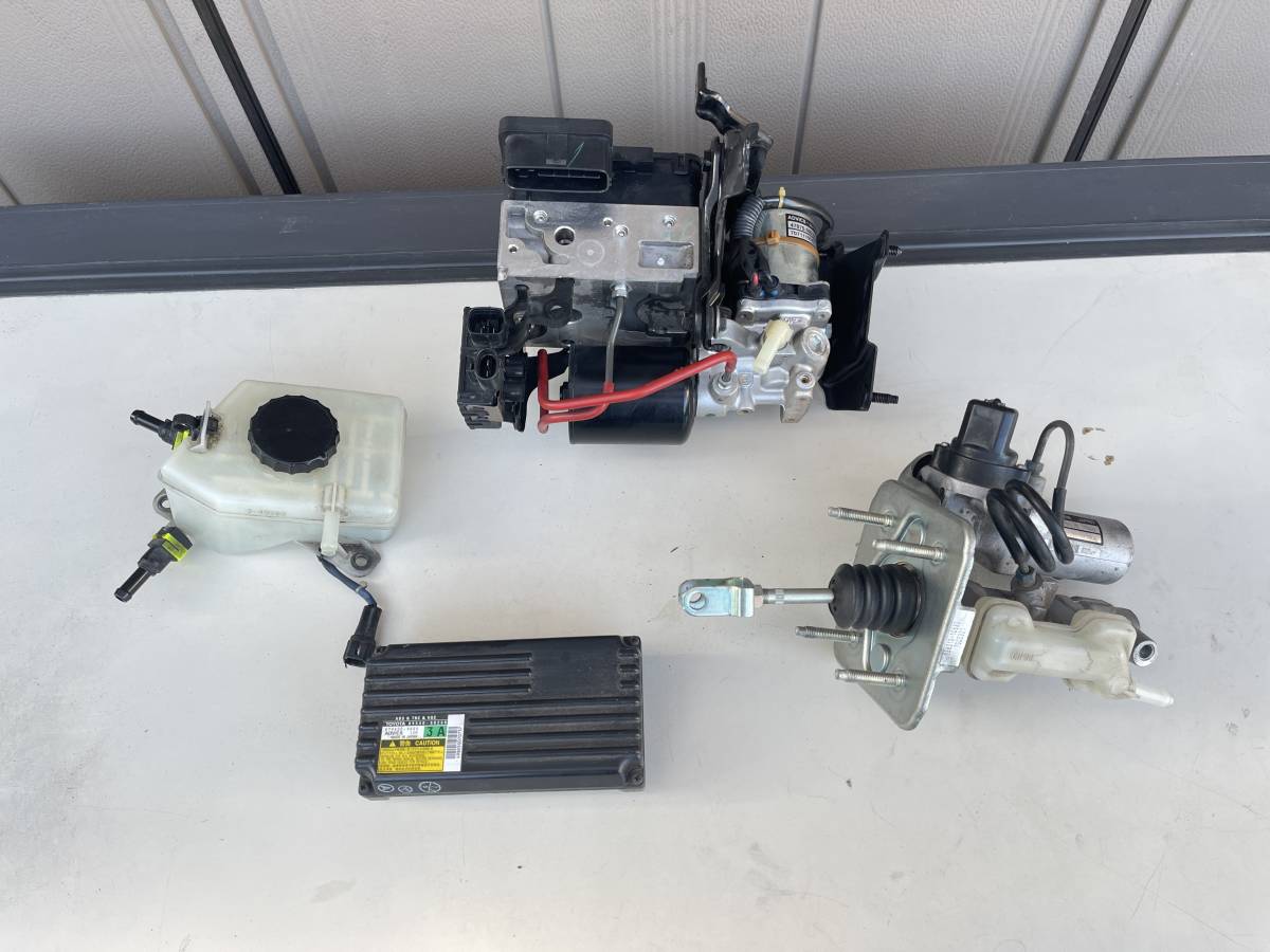 (5) LEXUS LS600 ABS アクチュエーター 44510-50100 47070-50010 UVF45 UVF46 レクサス