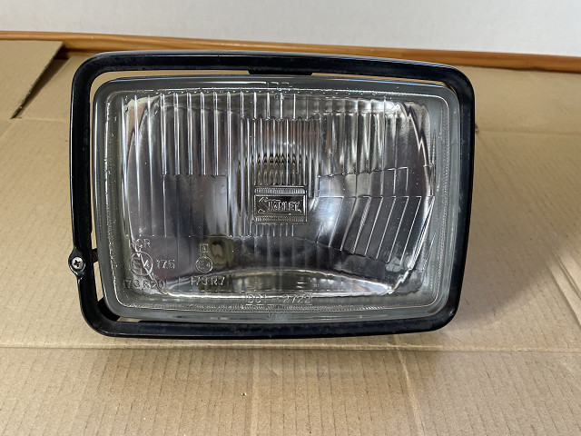 GPZ550F 純正 ヘッドライト 001-2722 検:角目 STANLEY スタンレー 