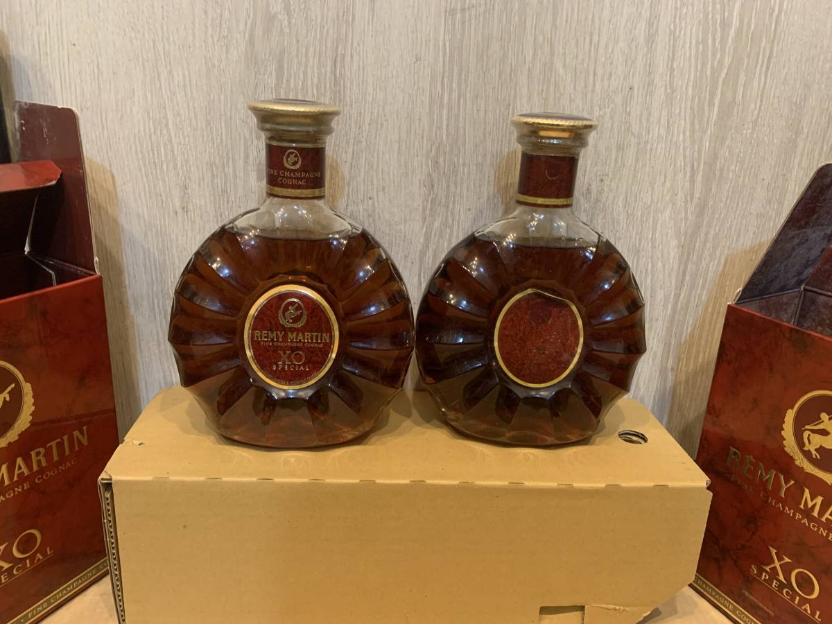 未開栓】レミーマルタン XO コニャック 700ml 40％ 未開栓 2本 A-6