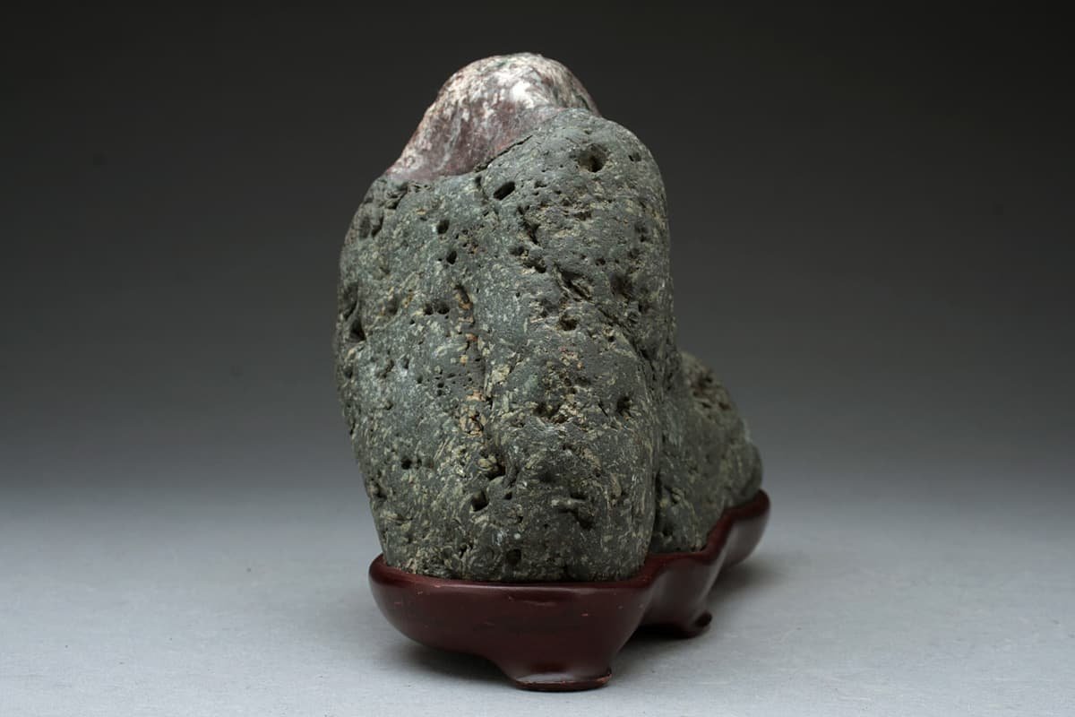 ZL323 京都 紫貴船石 山型 水石 鑑賞石 全高12.5cm/高11.2cm 重1.7kg