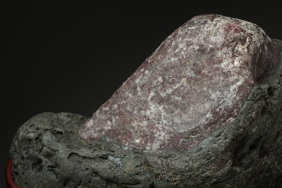 ZL323 京都 紫貴船石 山型 水石 鑑賞石 全高12.5cm/高11.2cm 重1.7kg