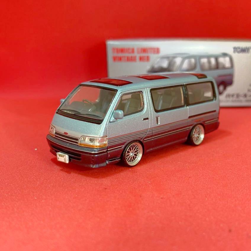 希少ハイエース スーパーカスタム ローダウン BBS風アルミ LV-N208c 