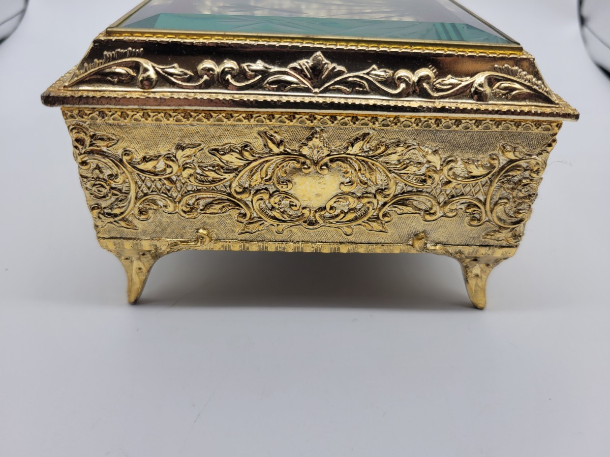 小物入れ ジュエリーボックス 宝石箱 昭和レトロ 美品 蝶 オルゴール