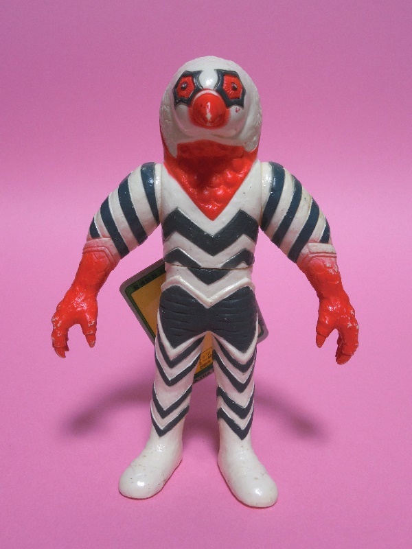 初版 ガッツ星人 プラタグ付 1983 バンダイ ウルトラコレクション 硬質