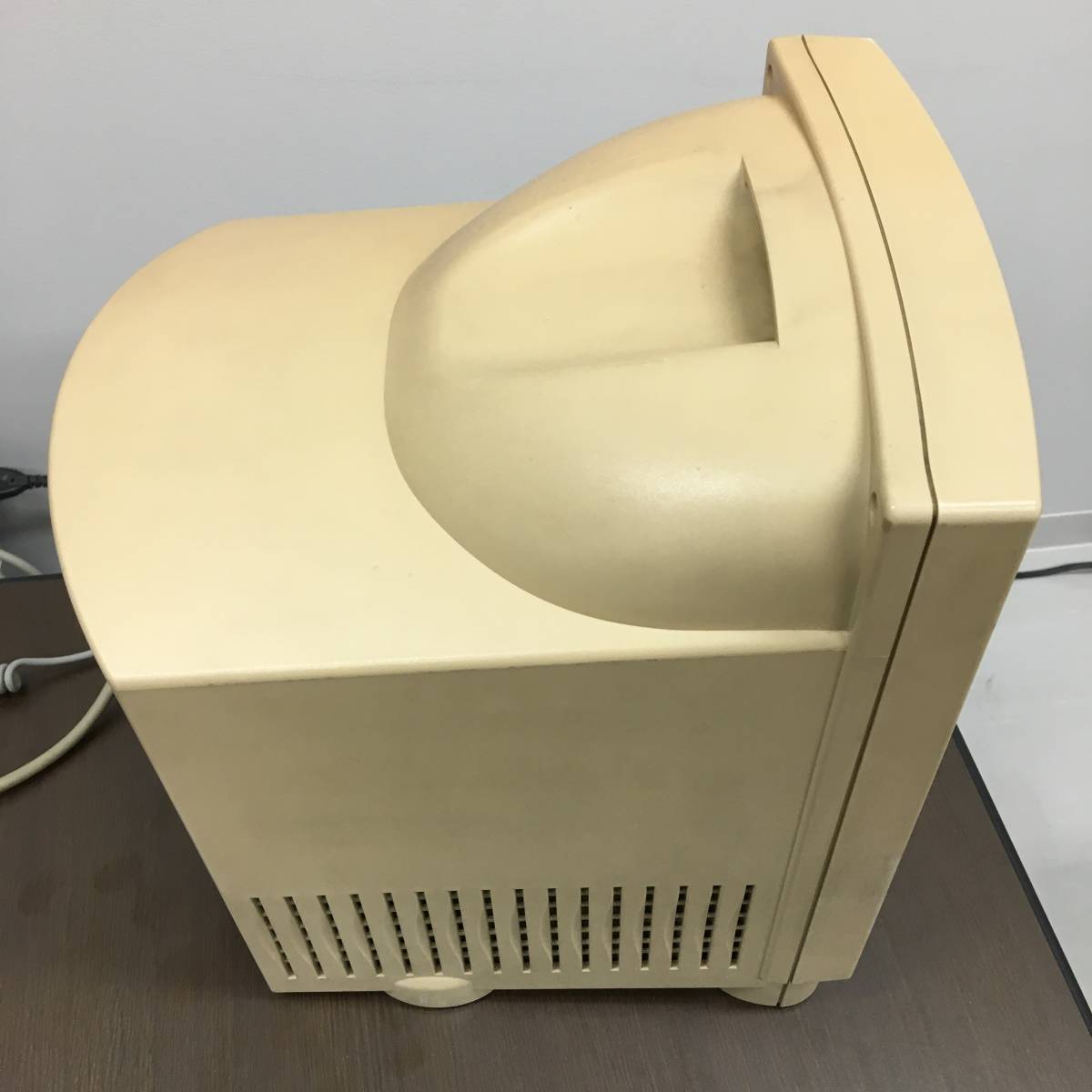 Apple Macintosh Color Classic II カラークラッシック2（中古