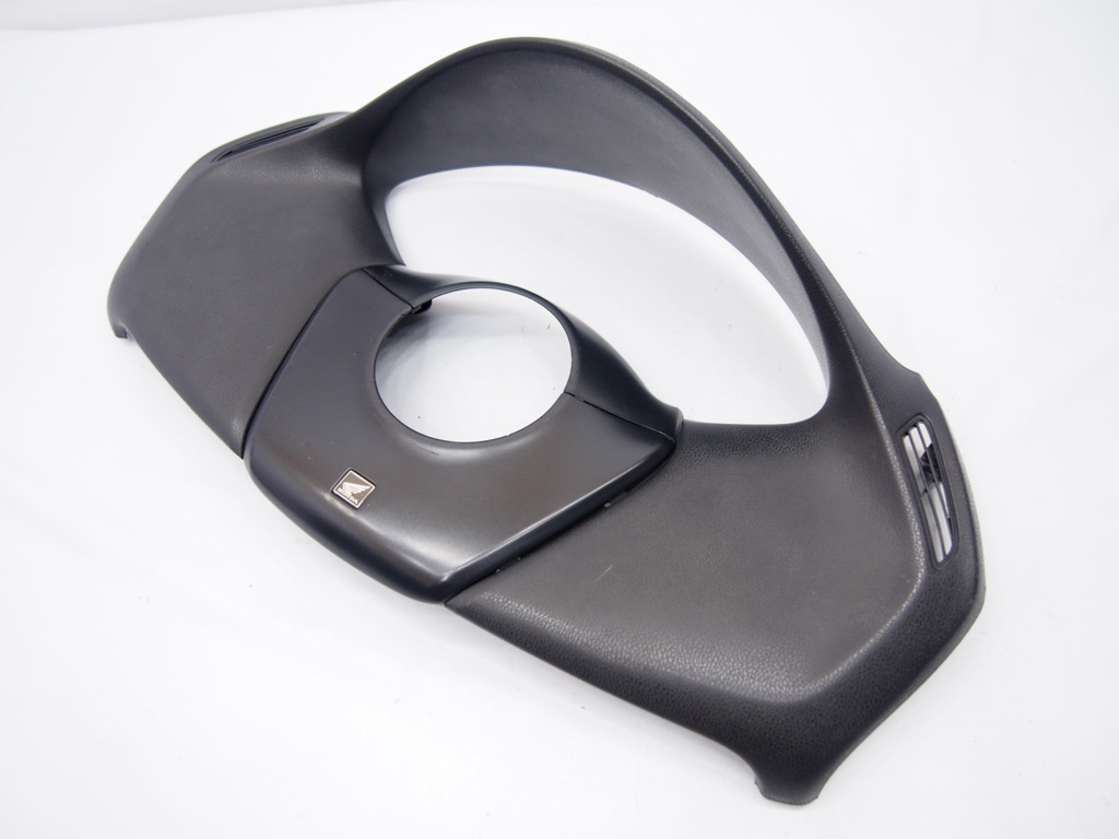 フォルツァ.純正メーターカウル.メーターカバーMF08お探しの方にどうぞ