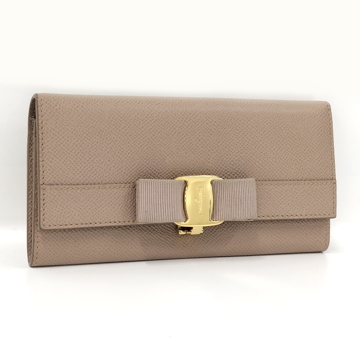 中古】Salvatore Ferragamo 二つ折り長財布 ヴァラリボン レザー