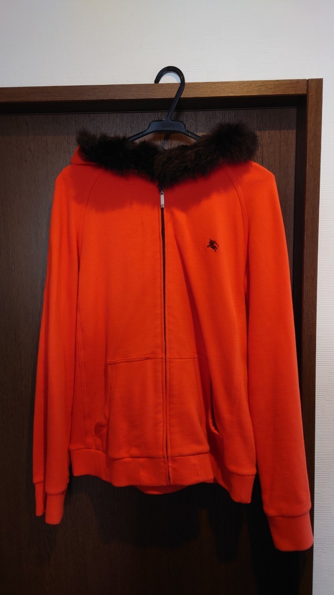 バーバリーブラックレーベル ファー付きパーカー