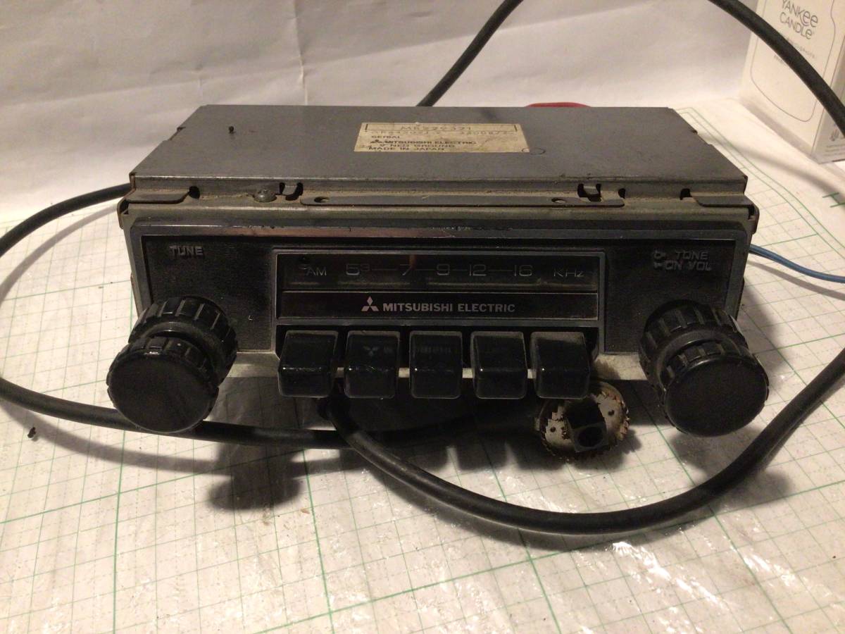 三菱 ミツビシ MITSUBISHI Jeep ジープ J54 純正ラジオ J52 J51 J55 J53 