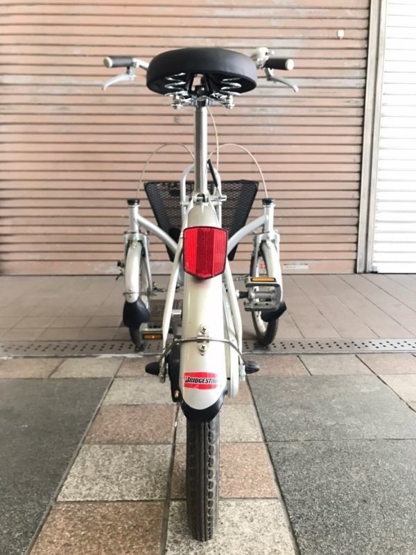 ブリジストン ミンナ 大人用 三輪 低速 自転車 シルバー 鍵2個/ライト