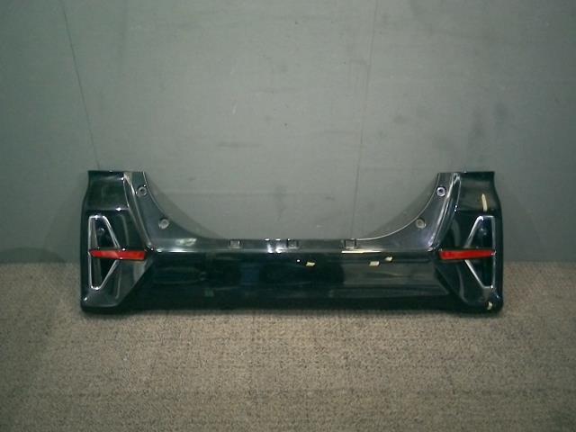 タント 6BA-LA650S リアバンパー