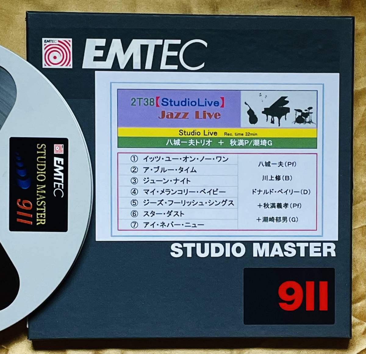 【2T38】 Studio Live ◆JAZZ ■八城一夫トリオ+秋満義孝 2T38】 Studio Live ◇JAZZ □八城一夫トリオ+秋満義孝 ◇2T38 □