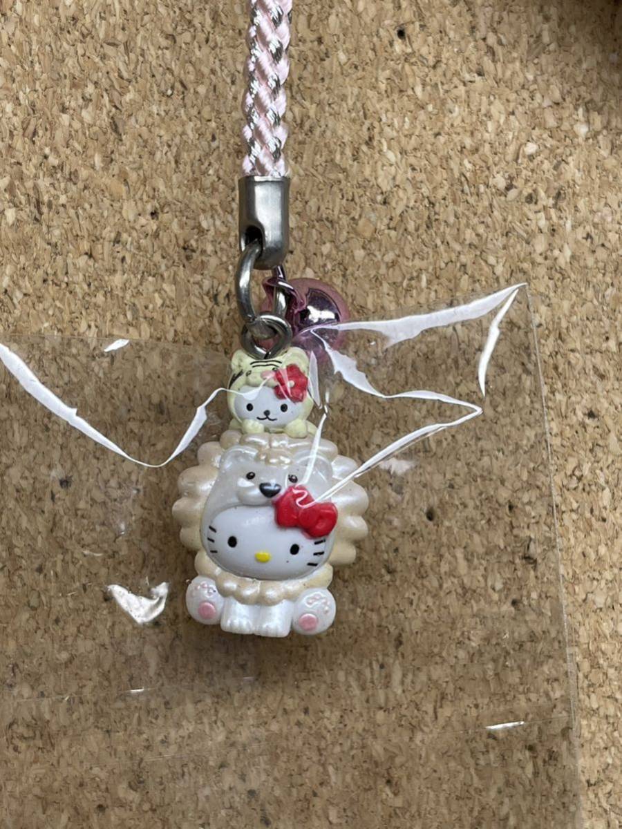 新作入荷，得価 動物園限定 ハローキティ HELLO KITTY 根付 ライオン