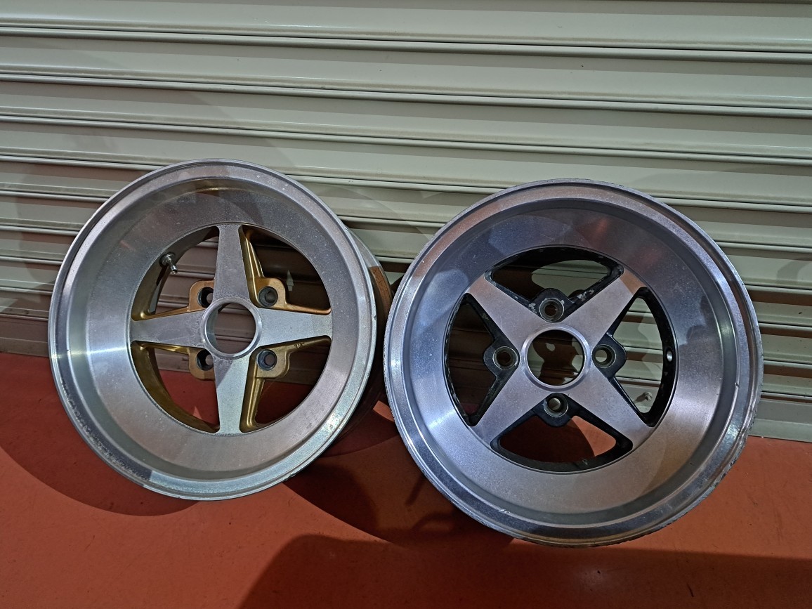 RSワタナベ 旧8スポーク用 エアバルブ 交換用 4本1セット 交換用 RSワタナベ エアバルブ S /R 2本 RSワタナベ 旧8スポーク用 エアバルブ 交換用 4本1セット 交換用 RSワタナベ エアバルブ S /R 2本