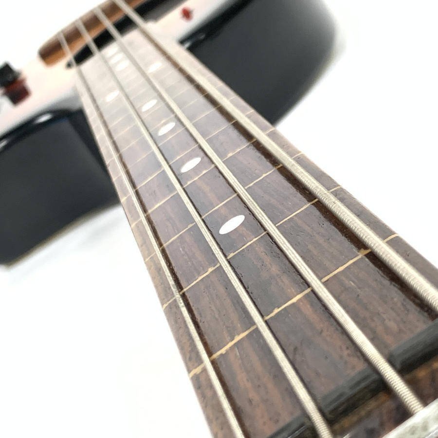 FERNANDES『美品』エレキギター・革ギターケース・新品弦6本『格安セット』 FERNANDES製のエレキギター 革のギターケース・新品の弦6個のセット