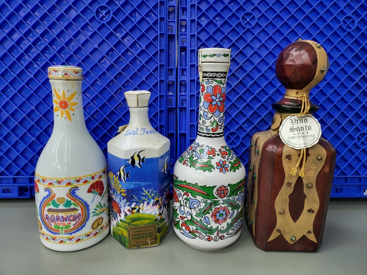 4本陶器未開栓古酒 アランシア・ソル ARANCIA SOL 国産 /French Brandy