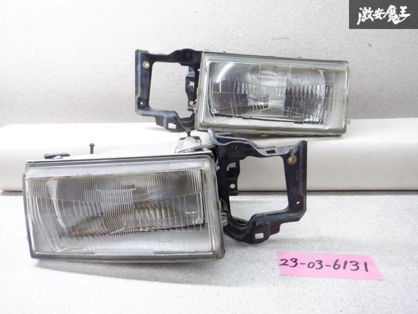 トヨタ純正 AE86 カローラ レビン 後期 ハロゲン ヘッドライト トヨタ純正 AE86 カローラ レビン 後期 ハロゲン ヘッドライト