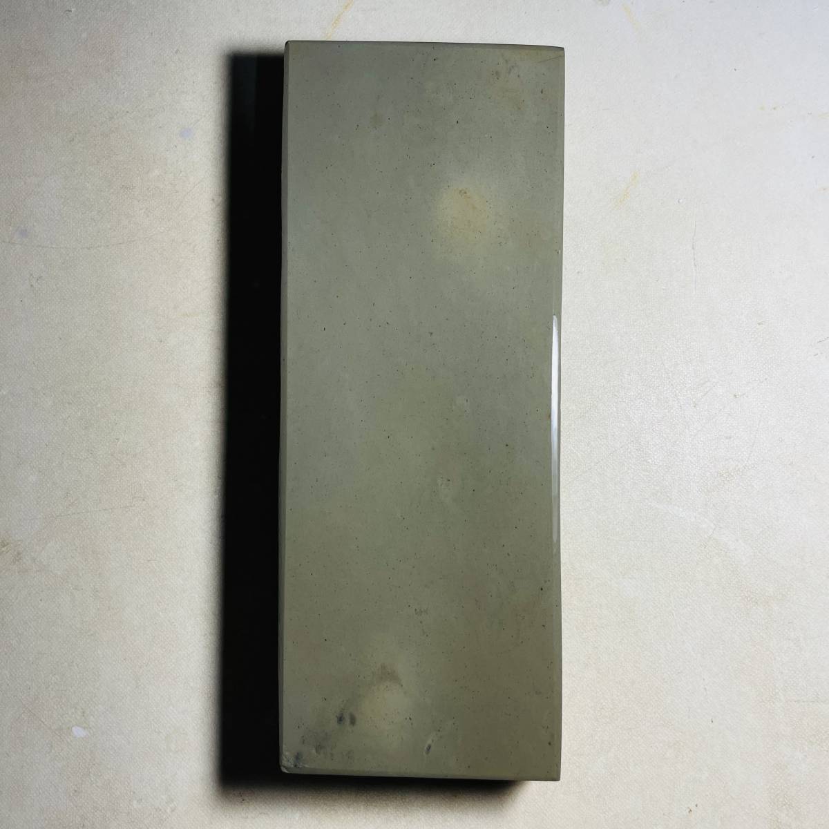 天然砥石 若狭 浅黄 1205ｇ 極上品 仕上げ砥石 ／ 鉋鑿大工道具鋸剃刀