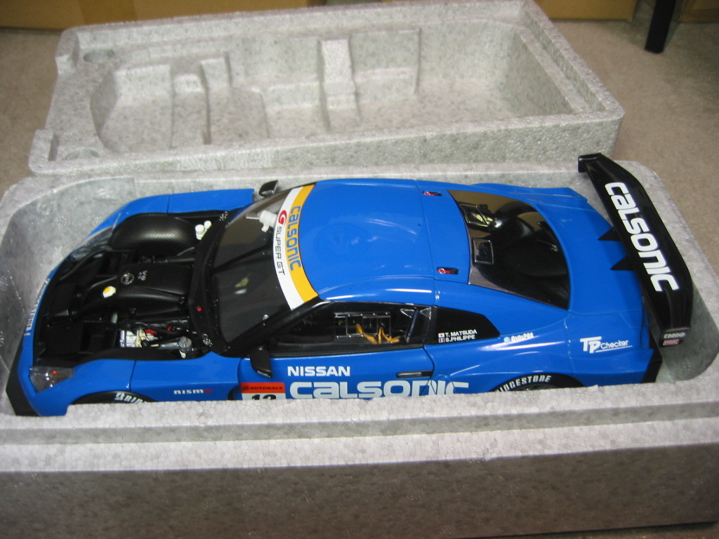 AUTOart 1/18 CALSONIC IMPUL GT-R #12 SUPER GT 2008 日産 GT-R  