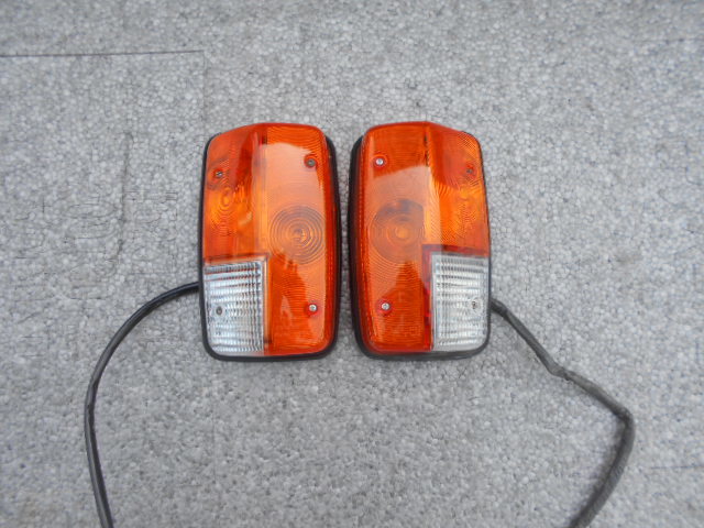 バスのコーナーウインカー左右セット①石巻デコトラ当時物レトロ白銀サロンバス水産シャンデリア鉄仮面カミオン日野ふそうUDいすずバンパ－