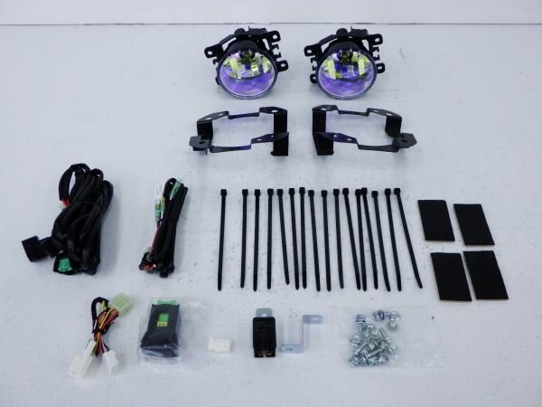 S00457 ◎エブリィ ワゴン DA17W ◎NV100クリッパーリオ DR17W 純正オプション 左右フォグランプ イエロー EVERY WAGON/CLIPPER RIO