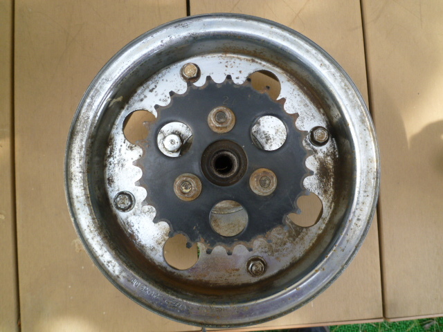 モンキー純正メッキホイール　ハブ、ブレーキ、スプロケット付き 