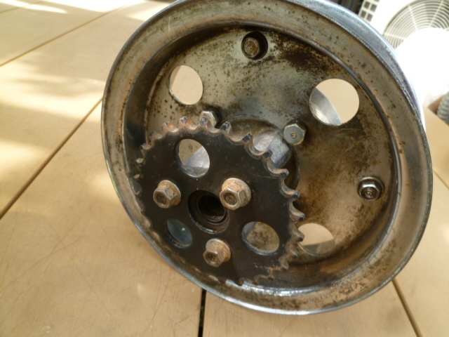 モンキー純正メッキホイール　ハブ、ブレーキ、スプロケット付き 