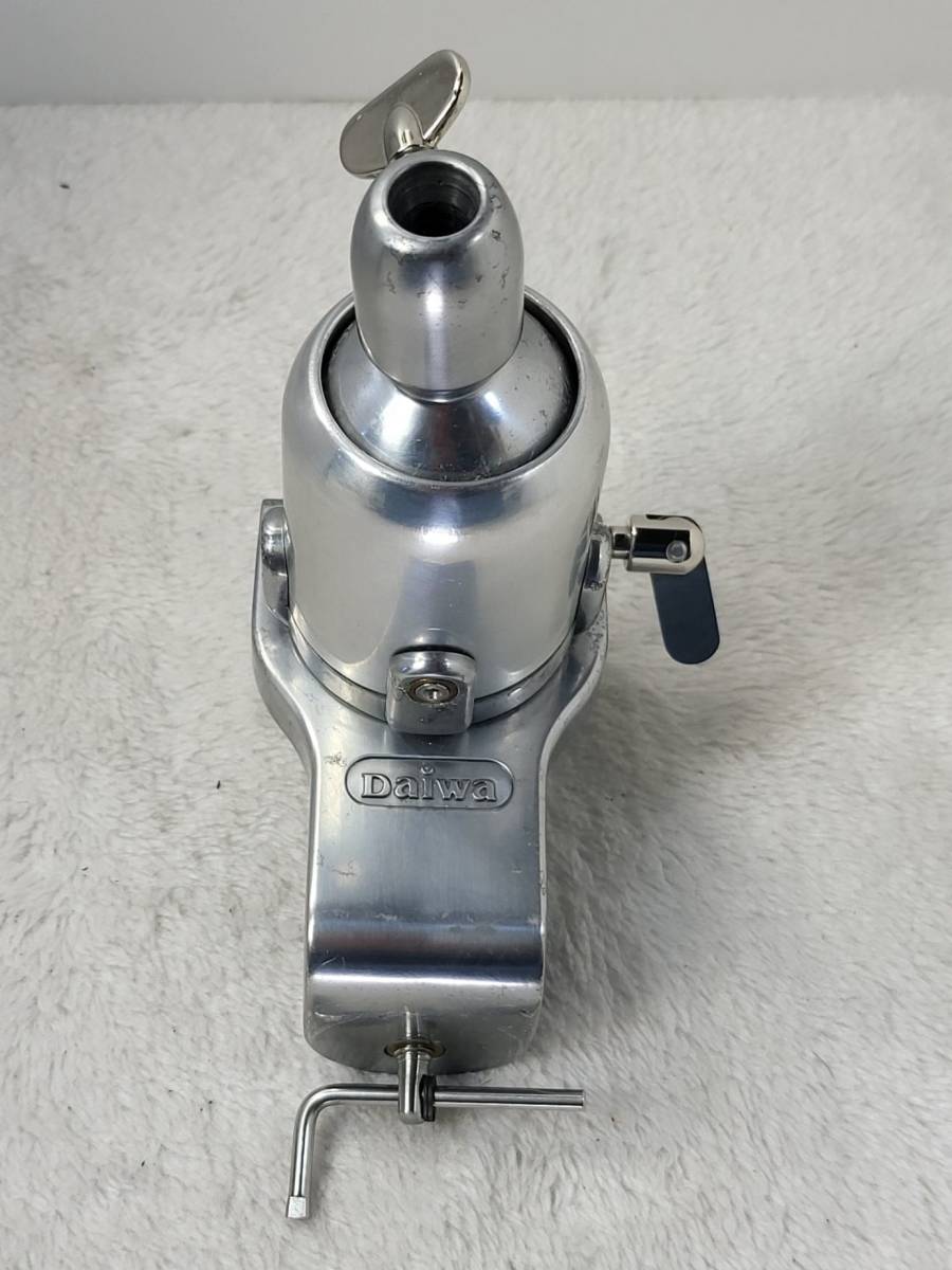中古！！★【DAIWA】　ヘラ鮒パラソル専用万力★