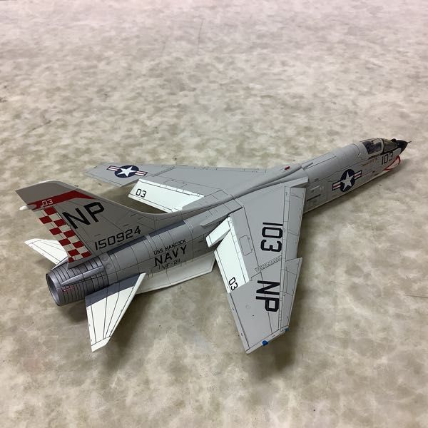 1円〜 センチュリーウイングス F-8E クルーセイダー VF-211 ファイティング チェックメイツ NP103 1966年