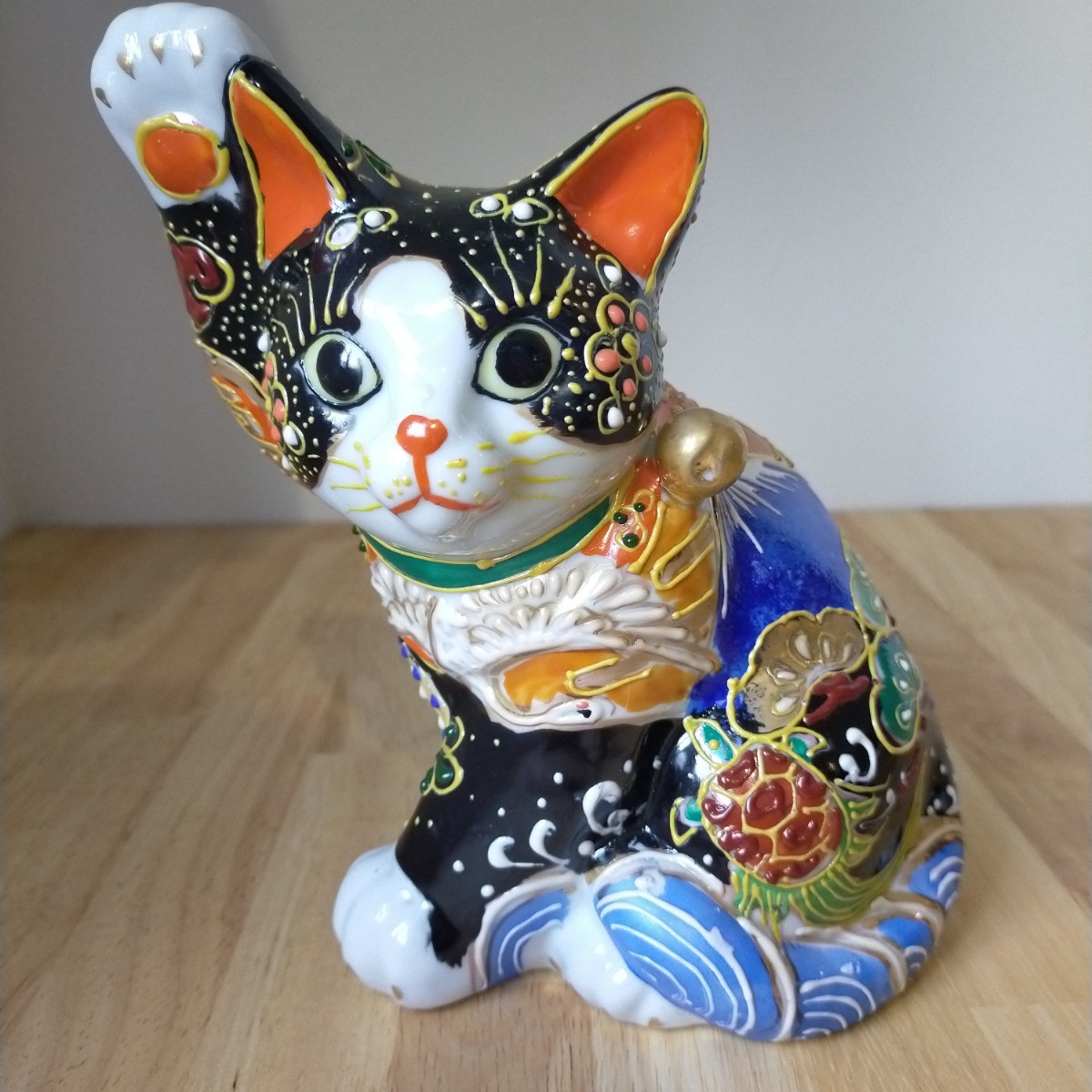 低価 九谷焼 招き猫 縁起尽くし 商売繁盛 置物 招福(九谷)｜売買されたオークション情報、yahooの商品情報をアーカイブ公開 - オークファン 九谷