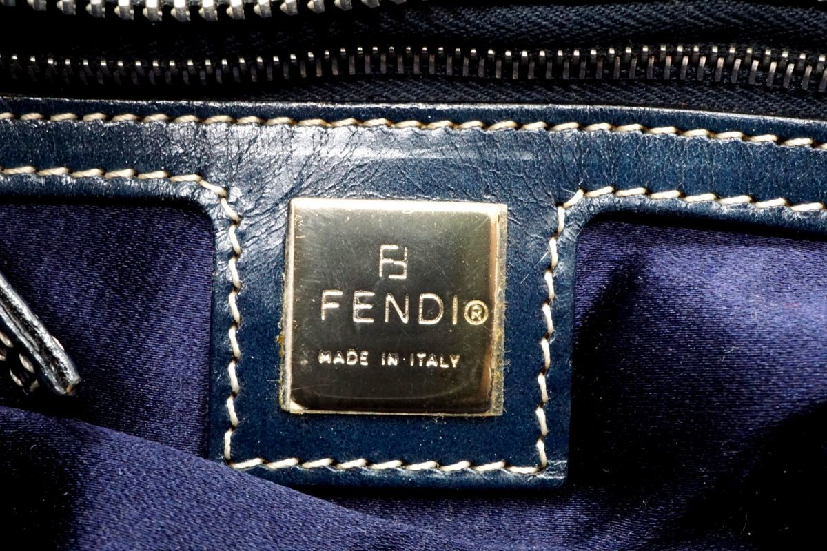 1円〜 フェンディ マンマバケット ズッキーノ柄 ショルダー 