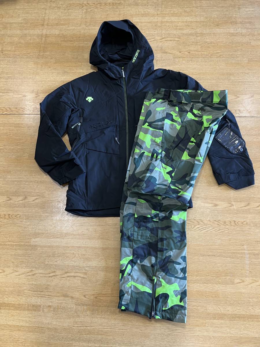 ☆★☆2023ＧＷセール　4/30まで！DESCENTE 　SIO 中綿上下セット　ブラック/迷彩柄　上Ｌサイズ/下L-74/D-18☆★☆