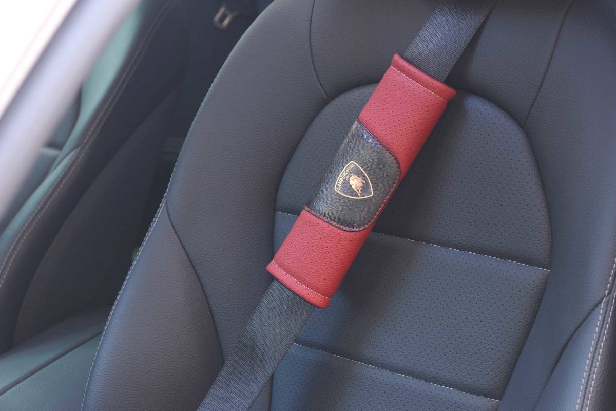 ランボルギーニ Lamborghini レッド シートベルトパッド シート