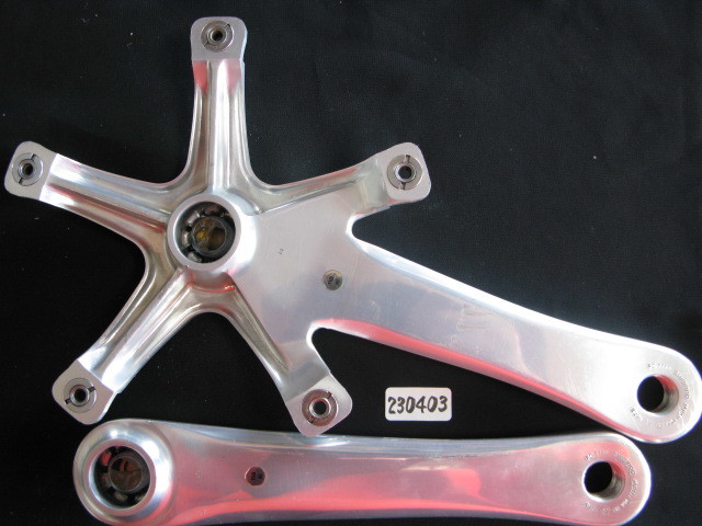 美品　167.5 njs認定クランク　シマノ　FC7710競輪 ピスト・競輪/NJS認定shimano【DURA-ACE】クランク167.5mm【FC-7710