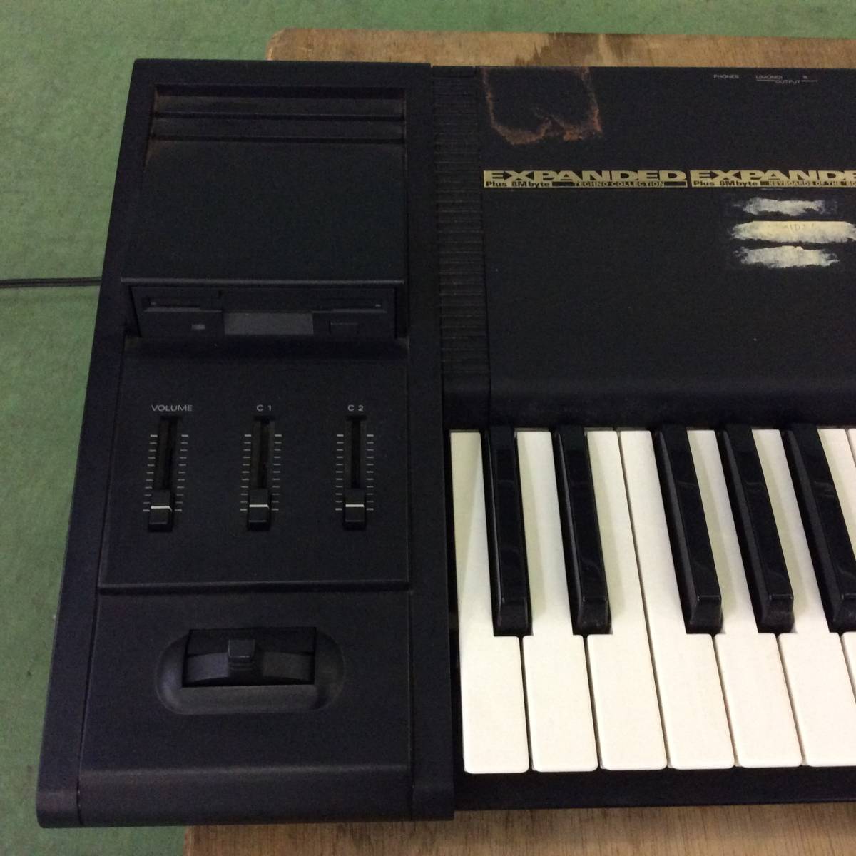 H-0753】ジャンク品 ローランド Roland シンセサイザー XP-50 通電のみ