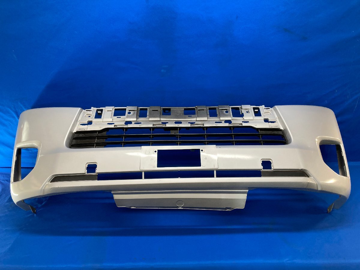 トヨタ ハイエース 標準 4型 スーパーGL 200系 フロントバンパー 52119 